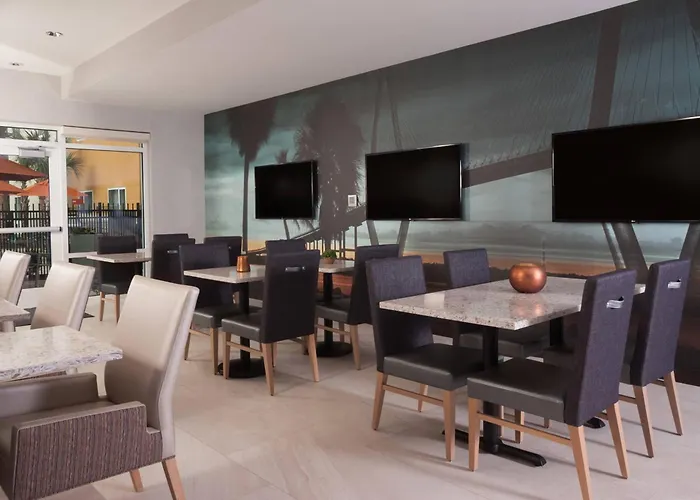 Hotel Towneplace By Marriott Charleston Airport/convention Center 3*